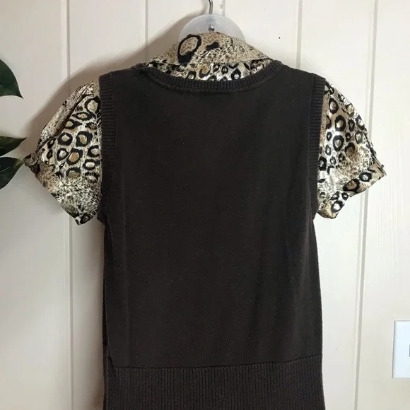 AGB Brown & Cheetah Animal Print Blouse 
Size Large 10 - 12
55% Ramie 45% Cotton - Picture 8 of 12